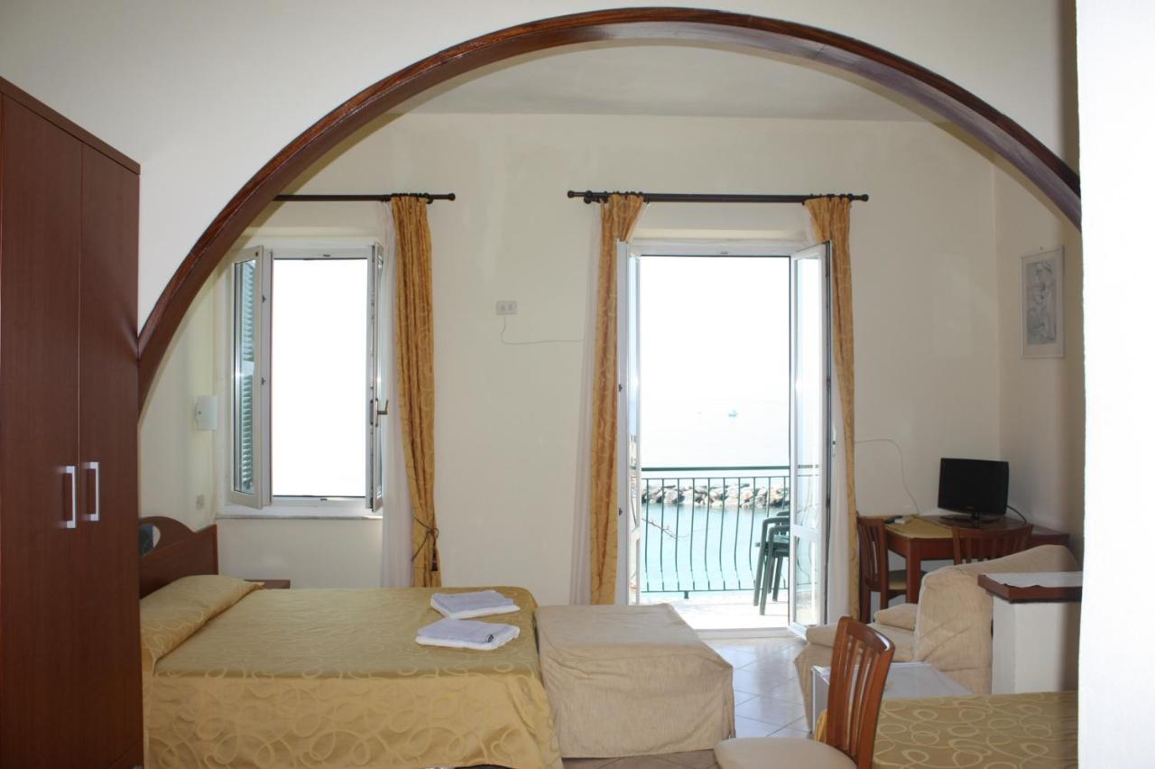 Hôtel Viviani Raffaella à Monterosso al Mare Extérieur photo